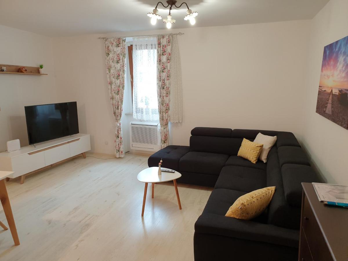 Apartment Old Town Умаг Екстер'єр фото