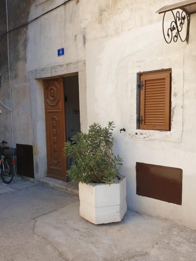 Apartment Old Town Умаг Екстер'єр фото